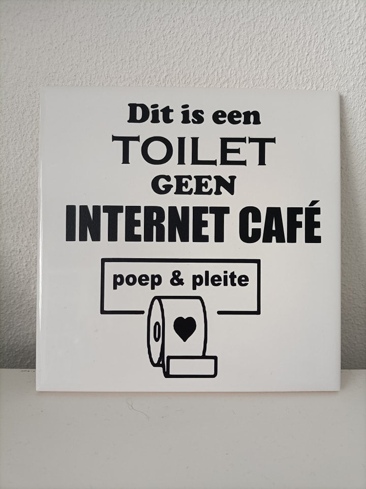 Tegeltje internetcafe